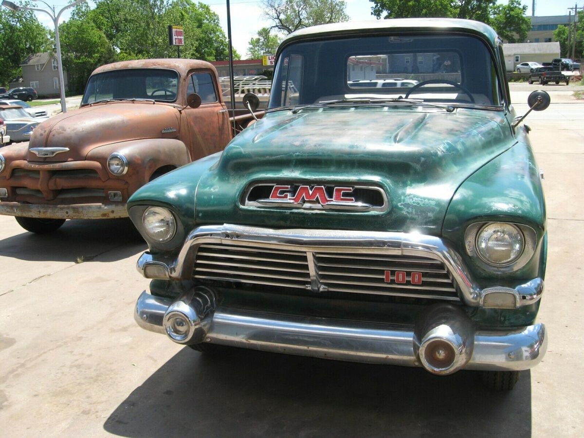 1957 GMC GMC FACTORY V8 DELUXE trim