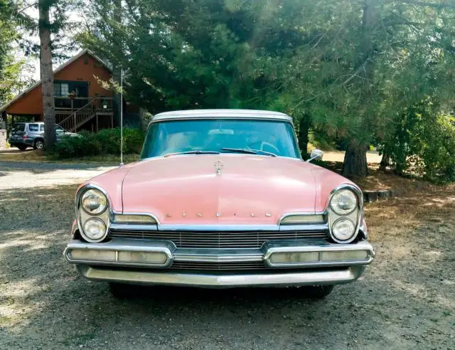 1957 Lincoln Capri