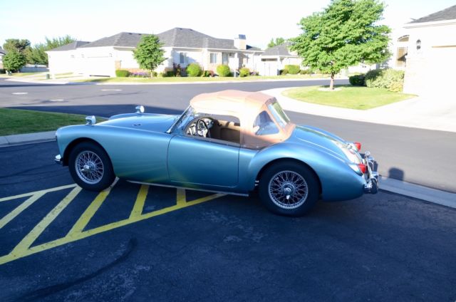 1957 MG MGA