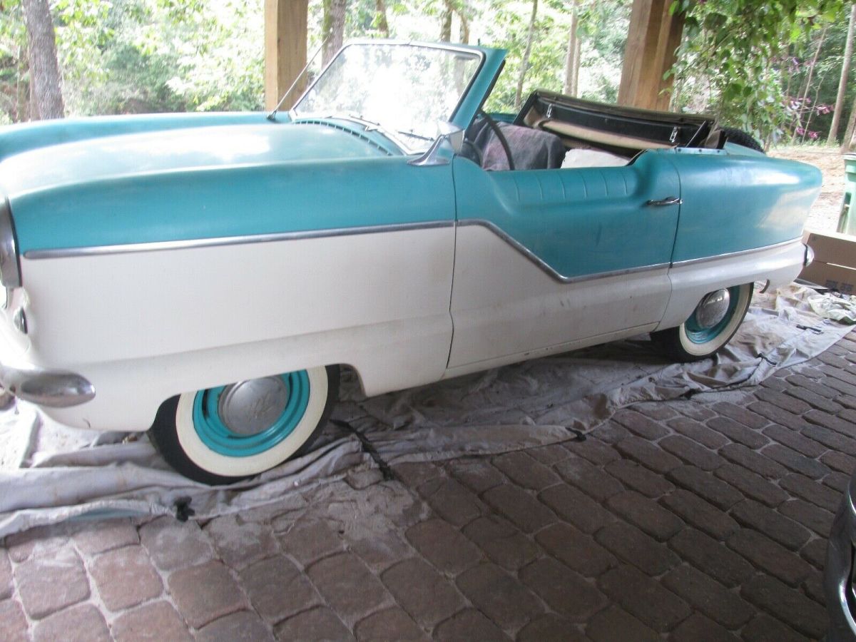 1957 Nash Metropolitan