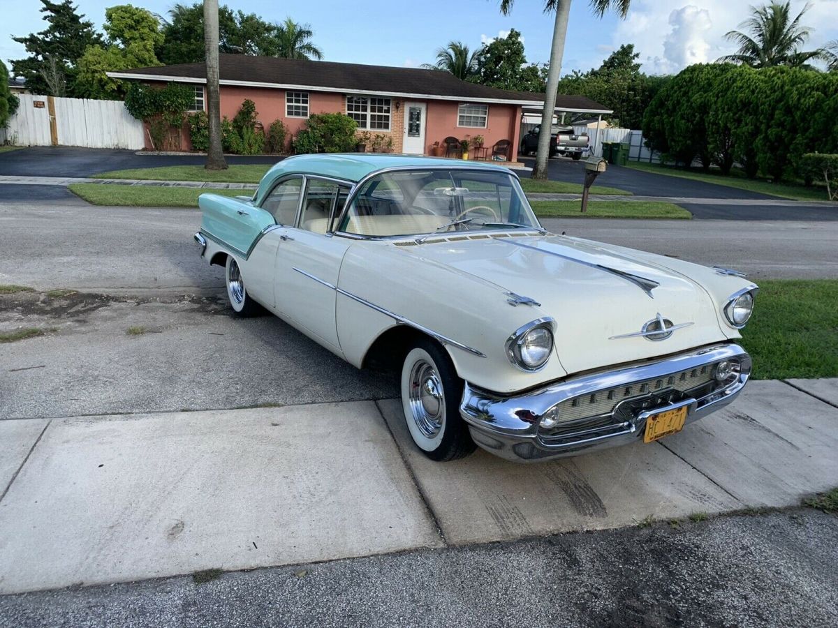 1957 Oldsmobile 88