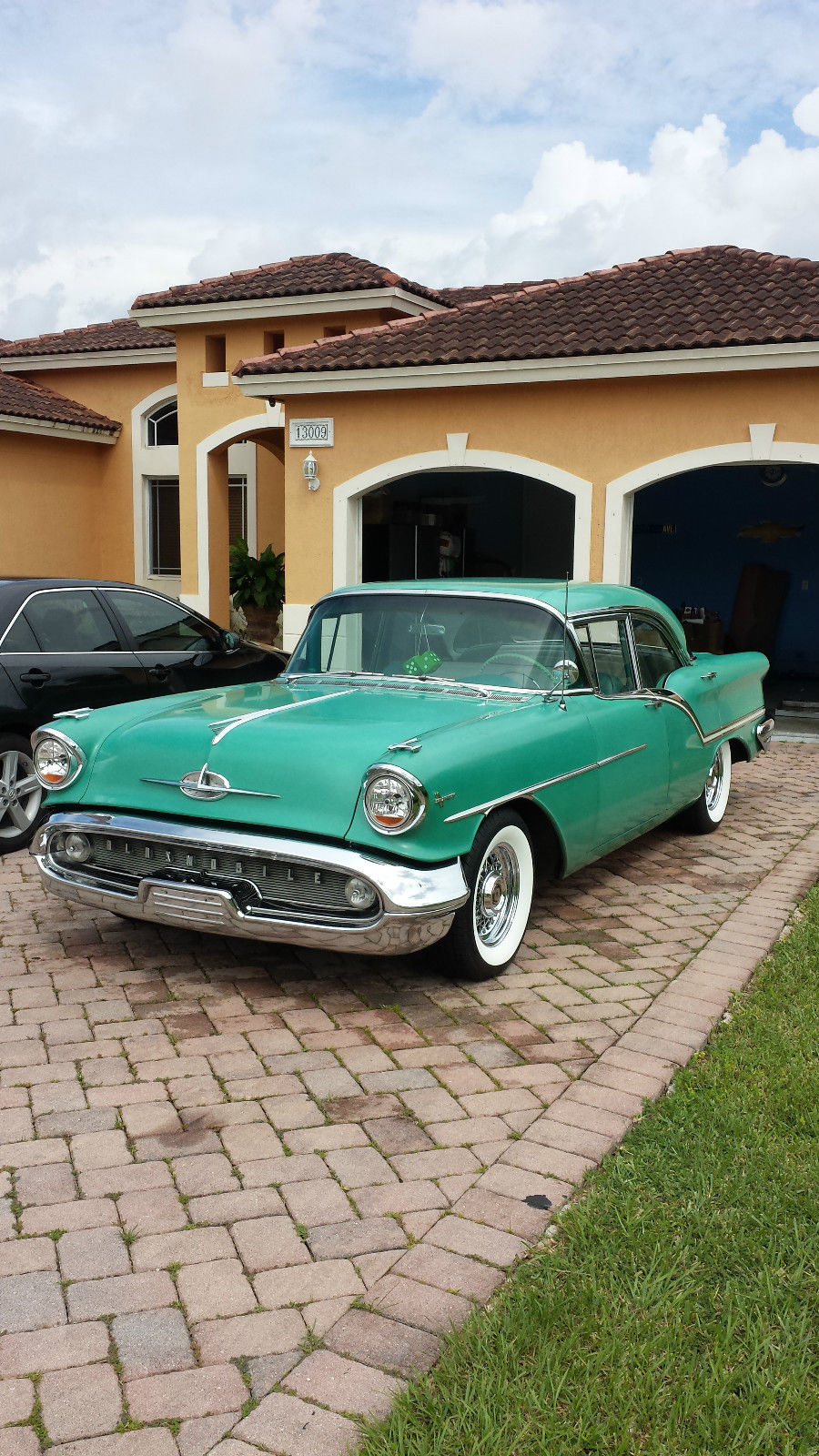 1957 Oldsmobile Eighty-Eight Eighty-Eight