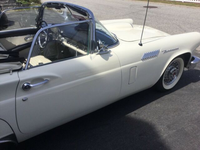 1957 Ford Thunderbird Convert