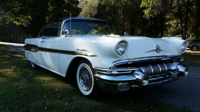 1957 Pontiac . .