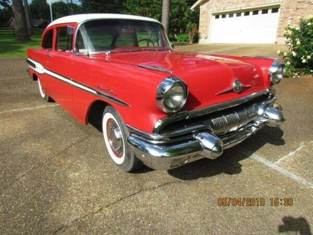 1957 Pontiac Chieftain