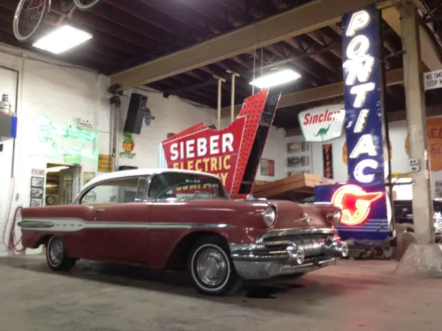 1957 Pontiac Star Chief catalina