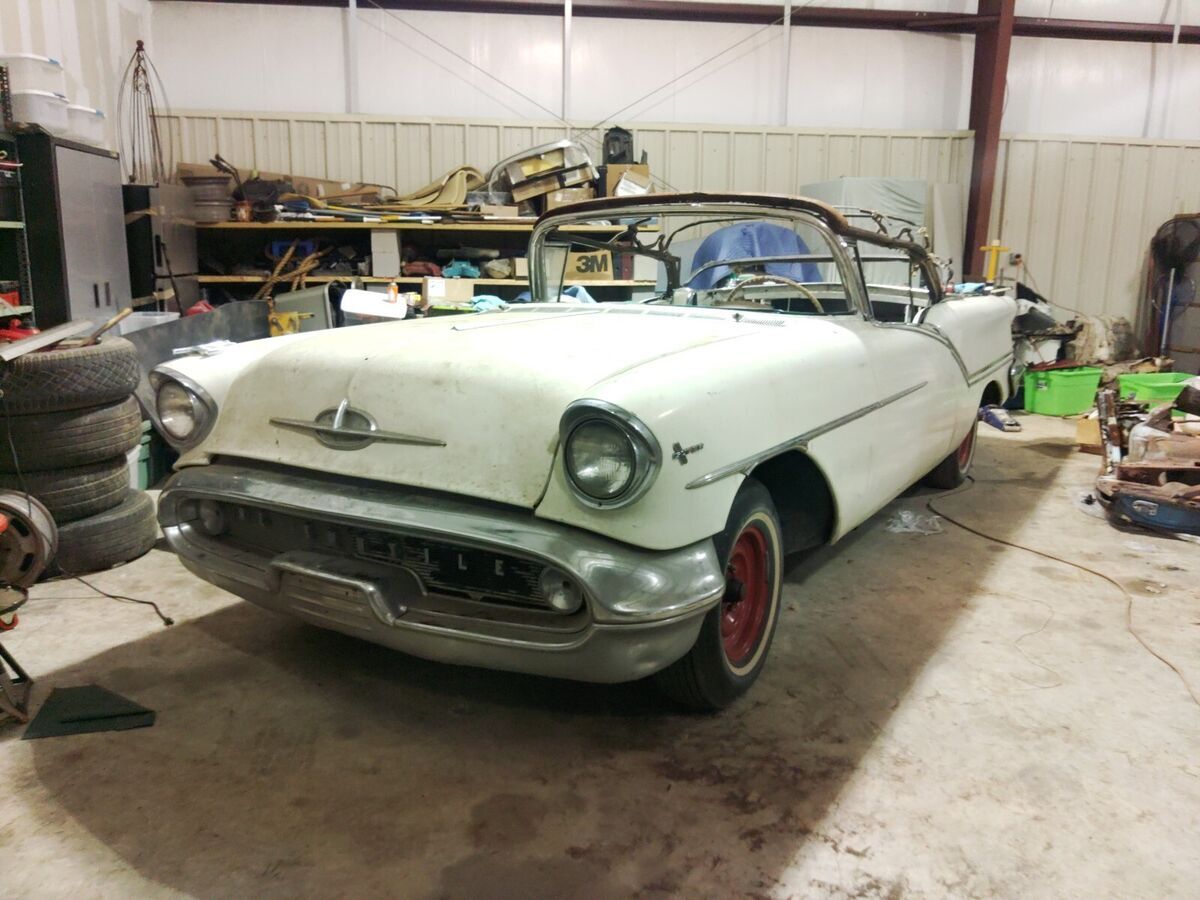 1957 Oldsmobile Eighty-Eight