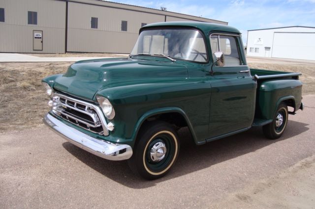 1957 Ford F-100 3100
