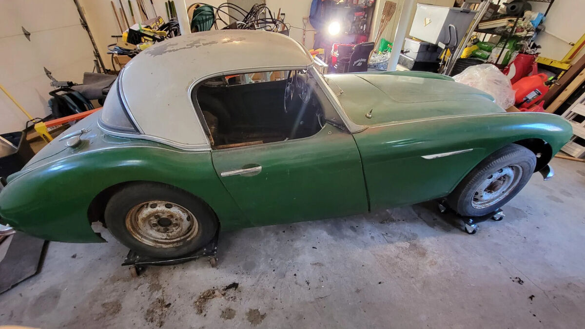 1958 Austin Healey 100-6 BN4 Convertible Sports Car