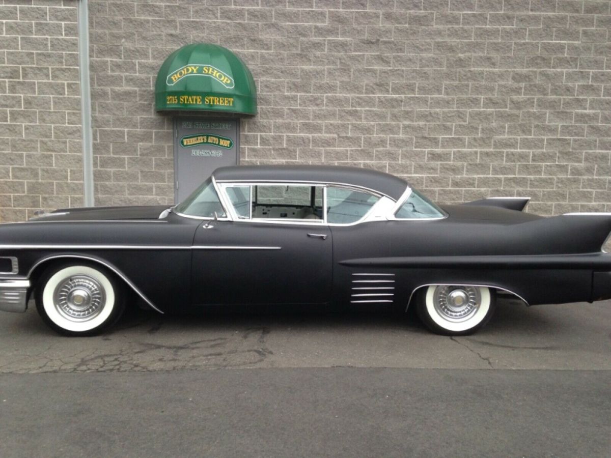 1958 Cadillac v-8