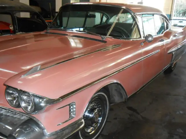 1958 Cadillac Fleetwood BIEGE