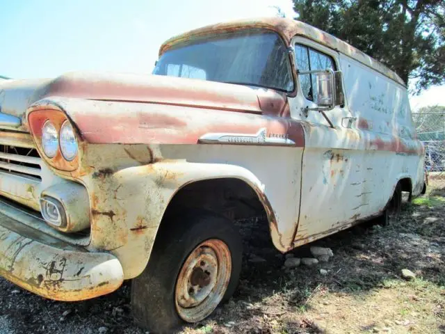 Chevrolet Apache Wagon