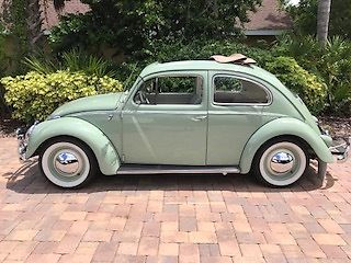 1958 Volkswagen Beetle - Classic Rag Top