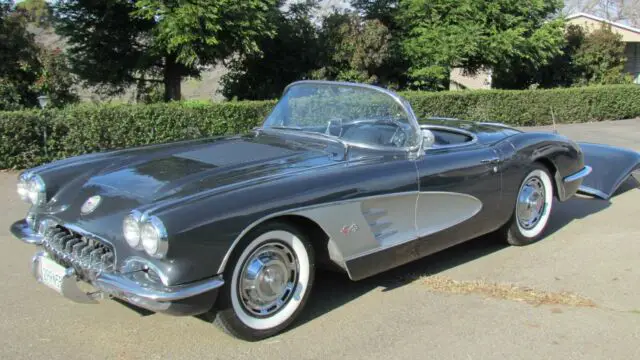 1958 Chevrolet Corvette convertible