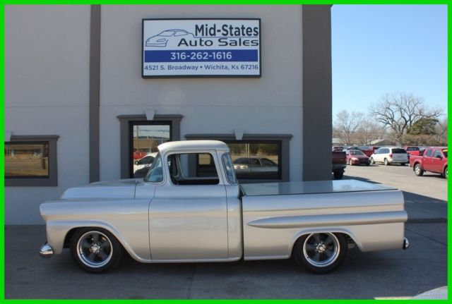 1958 Chevrolet APACHE fleetside