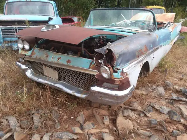 1958 Ford Crown Victoria