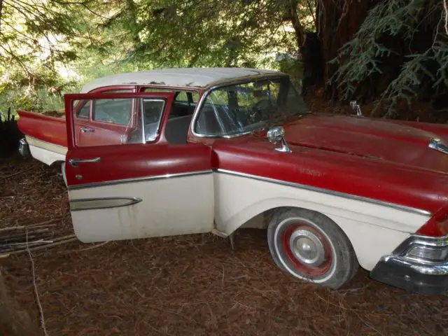 1958 Ford 300