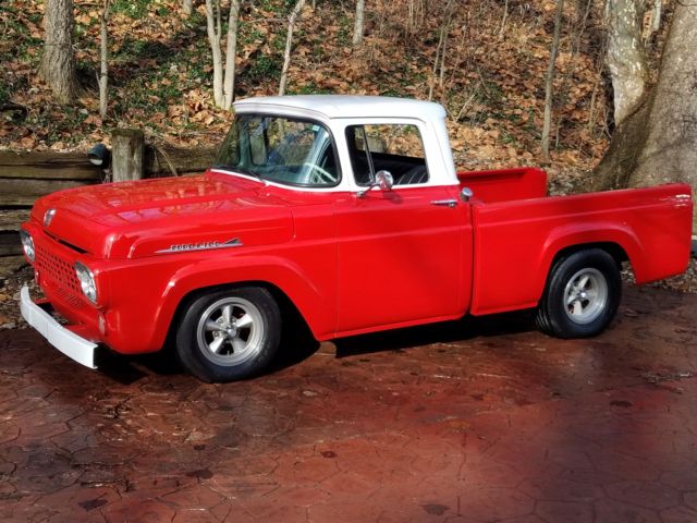 1958 Ford F-100 Pick Up