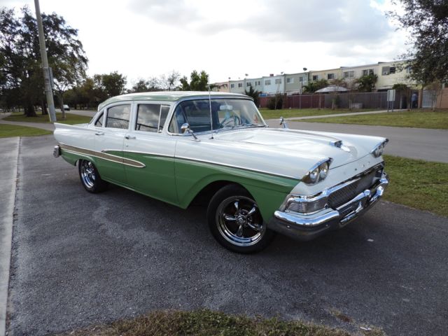 1958 Ford Fairlane 300