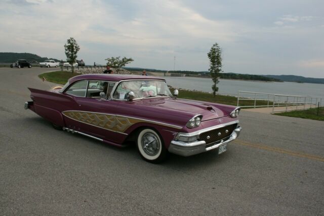 1958 Ford Fairlane