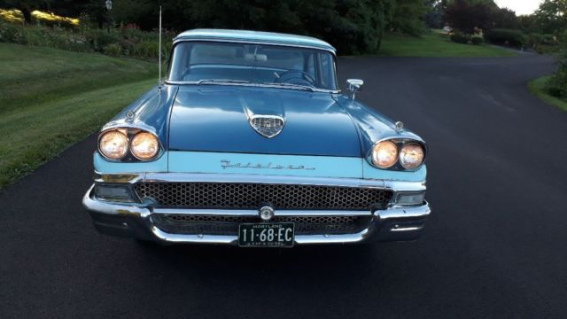 1958 Ford Fairlane