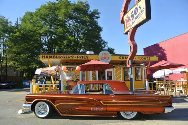 1958 Ford Thunderbird