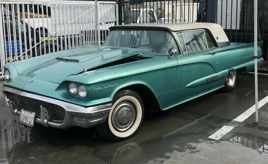 1958 Ford Thunderbird