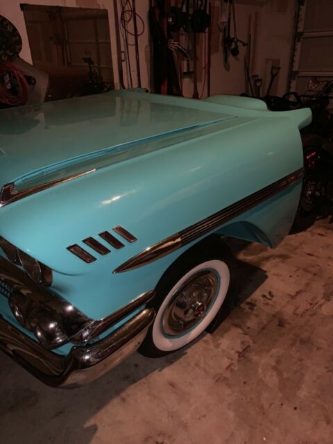 1958 Chevrolet Impala Grill