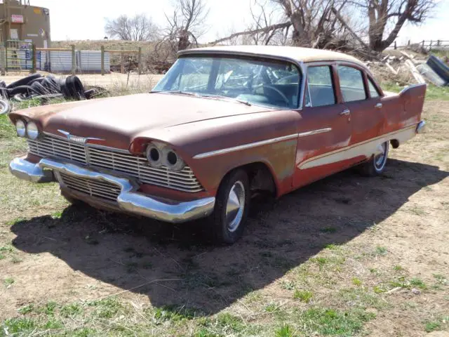 1958 Plymouth Other white/black