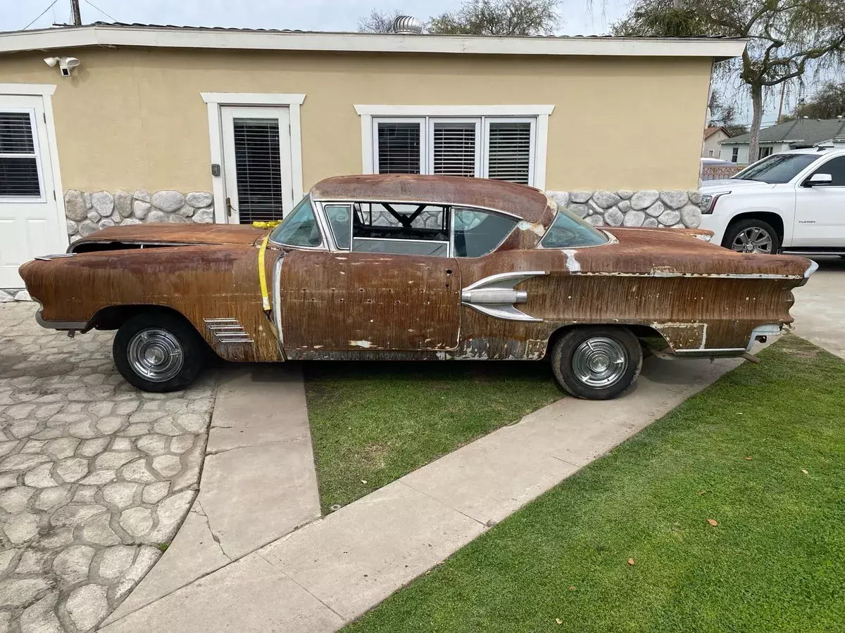 1958 Pontiac Bonneville