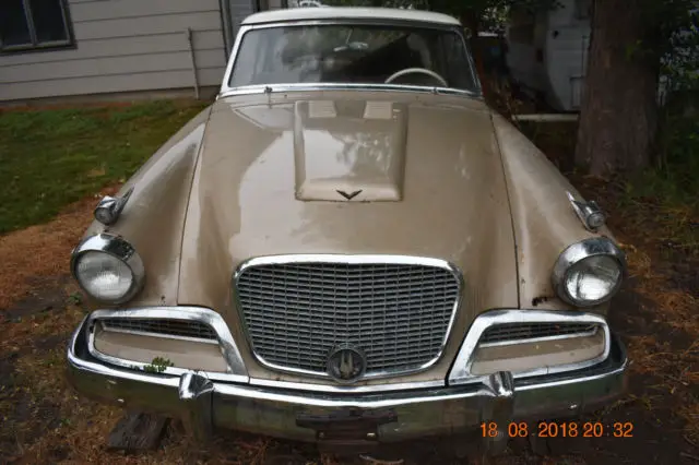 1958 Studebaker Golden Hawk