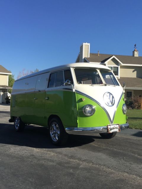 1958 Volkswagen Bus/Vanagon Split window