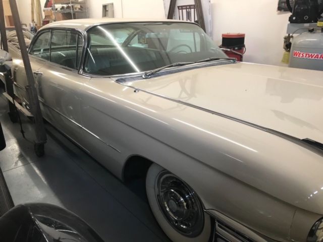 1959 Cadillac DeVille Tan