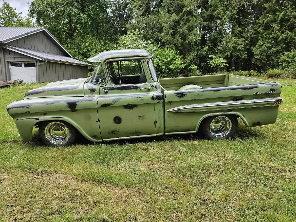 1959 Chevrolet Apache Deluxe