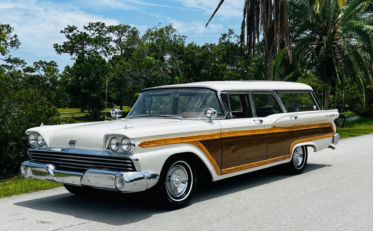 1959 Ford Country Squire woody
