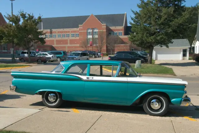 1959 Ford Fairlane CUSTOM 300