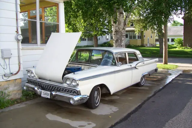 1959 Ford Fairlane Galaxy