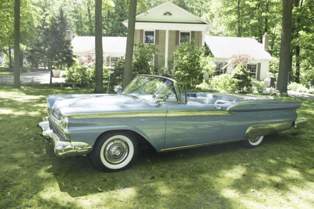 1959 Ford Galaxie 500 Skyliner Hard Top Convertible