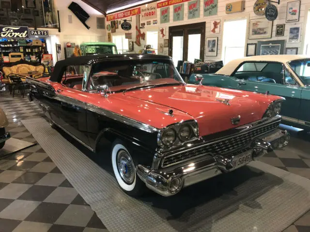 1959 Ford Galaxie Sunliner