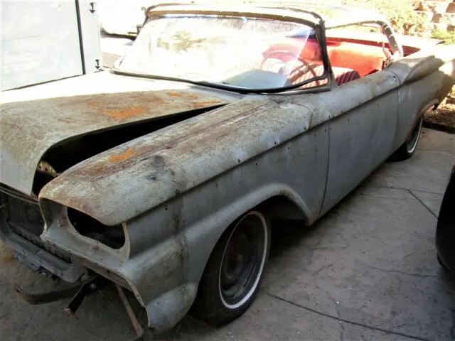 1959 Ford Galaxie Sunliner