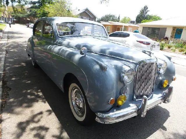 1959 Jaguar MK1X  Sedan