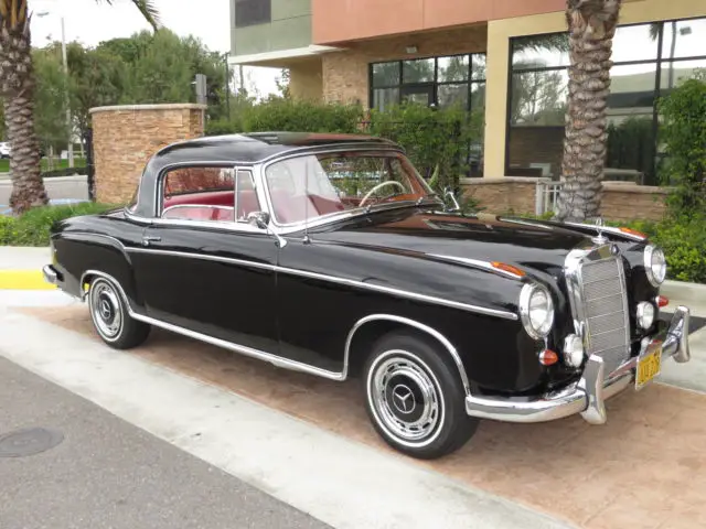 1959 Mercedes-Benz 200-Series