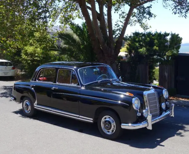 1959 Mercedes-Benz 220S