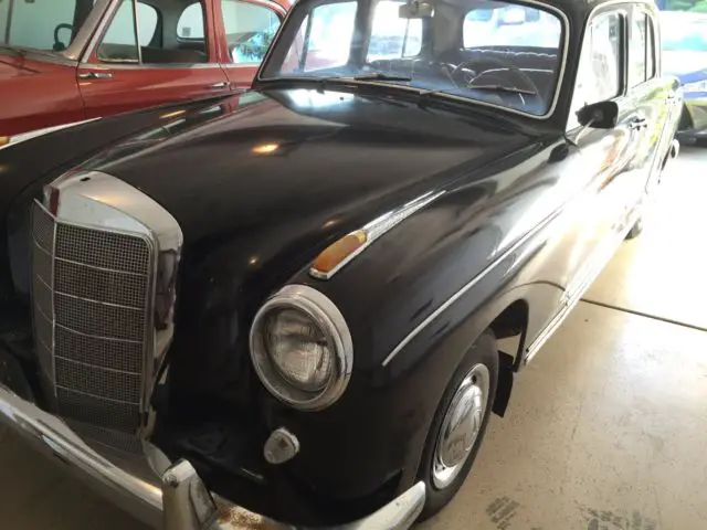 1959 Mercedes-Benz 200-Series