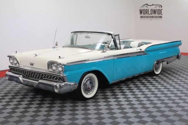 1959 Ford Galaxie HARD TOP CONVERTIBLE AUTOMATIC V8