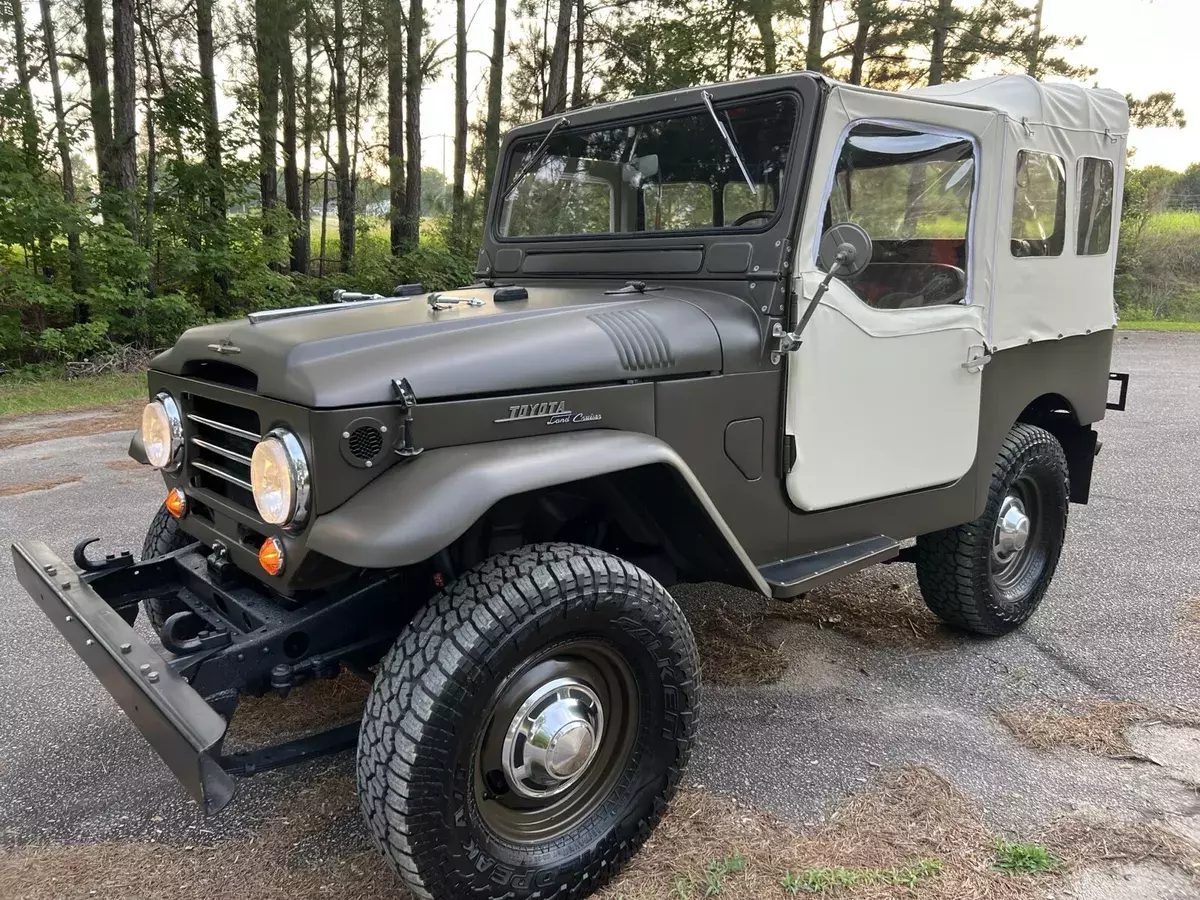 1959 Toyota Land Cruiser FJ25