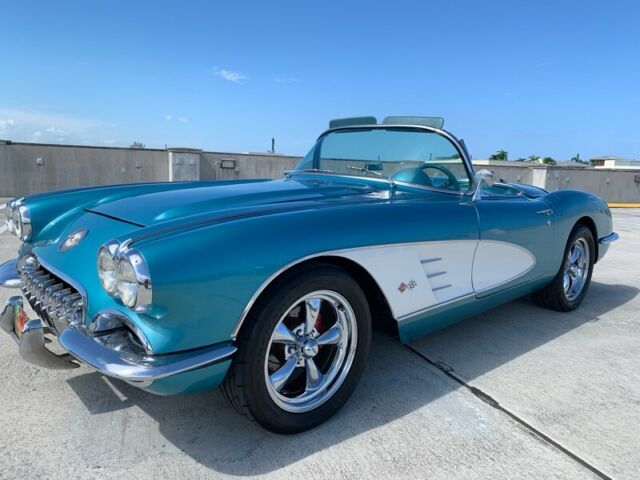 1960 Chevrolet Corvette --