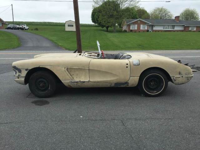 1960 Chevrolet Corvette Nice clean body