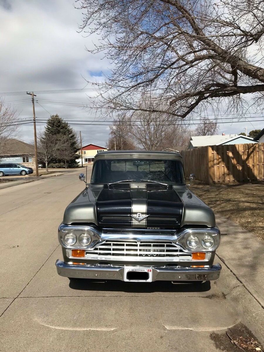 1960 Ford F-100