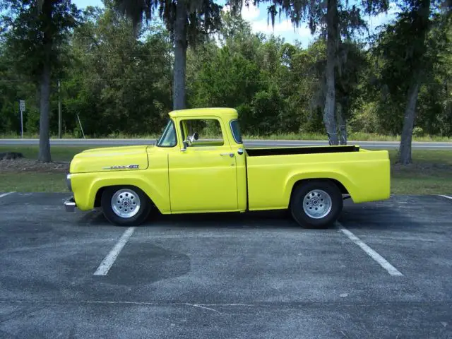 1960 Ford F-100 custom cab